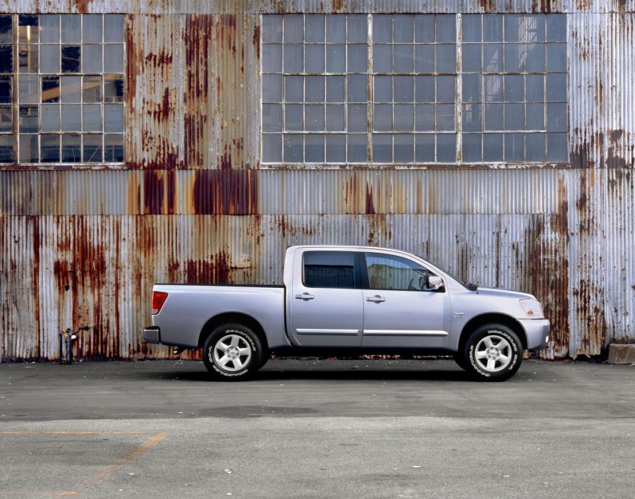  Nissan Titan 2006 года  (фото 4 из 89)